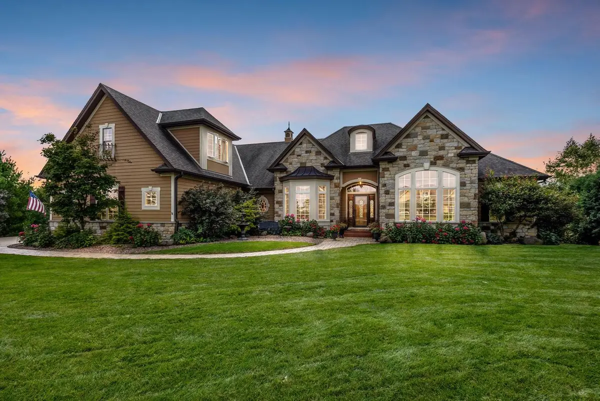 N33W29525 Millridge ROAD, Pewaukee, WI 53072 - #1