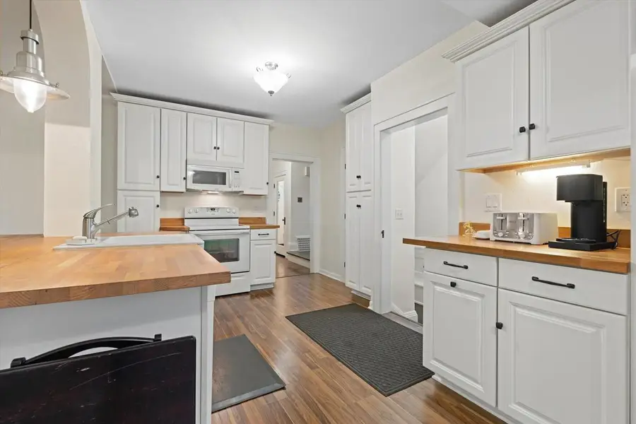 8419 Stickney AVENUE, Wauwatosa, WI 53226 - #2