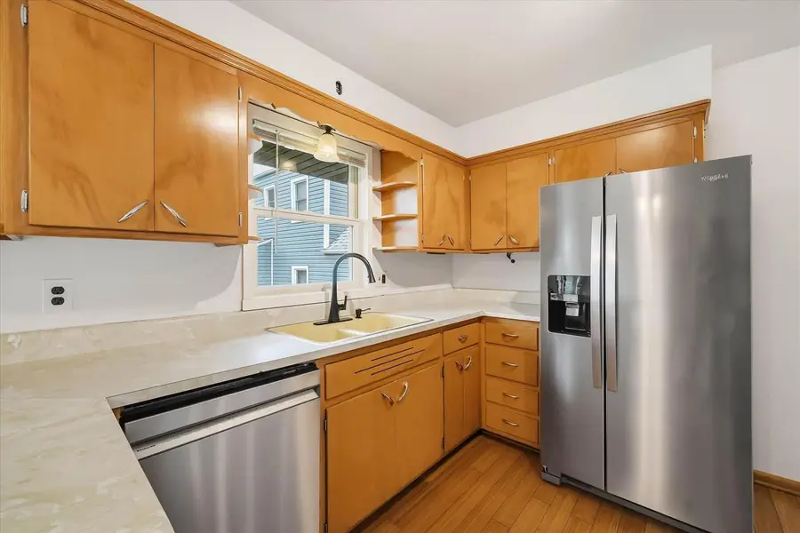4432 W Howard AVENUE, Milwaukee, WI 53220 - #3