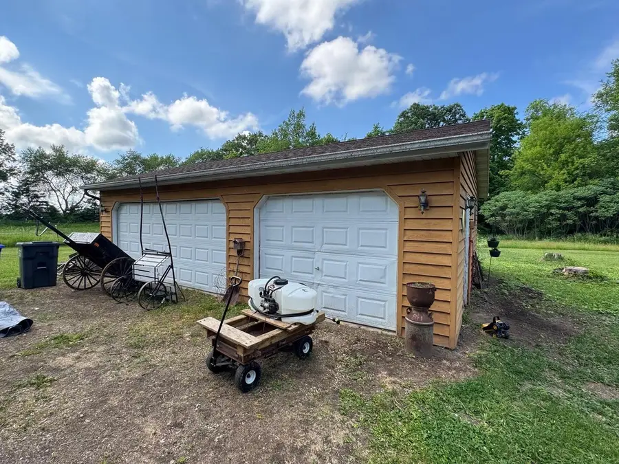 W1484 Schmidt ROAD, Cambria, WI 53923 - #3
