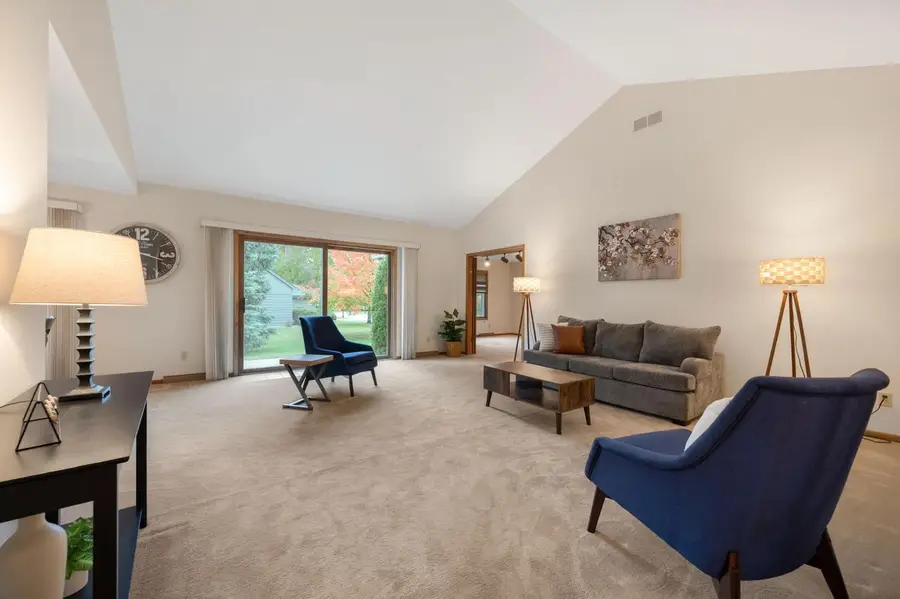 10104 N Gettysburg COURT, Mequon, WI 53092 - #3