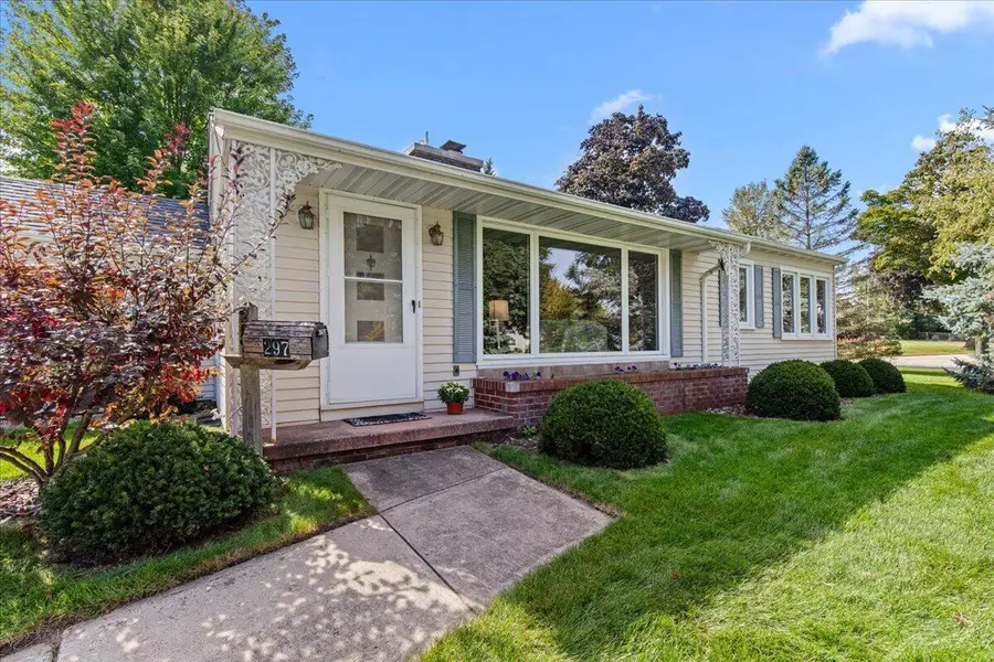 297 Lincoln DRIVE S, West Bend, WI 53095 - #2