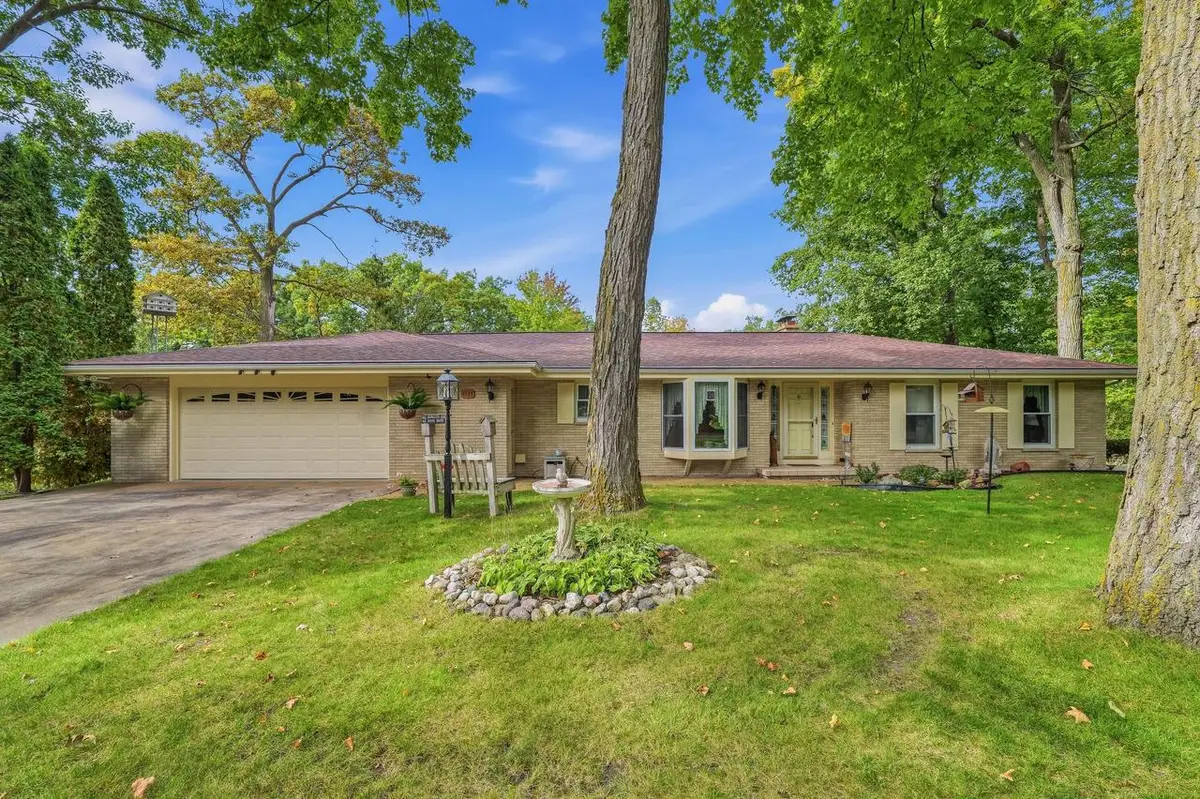 611 River DRIVE, Mayville, WI 53050 - #1