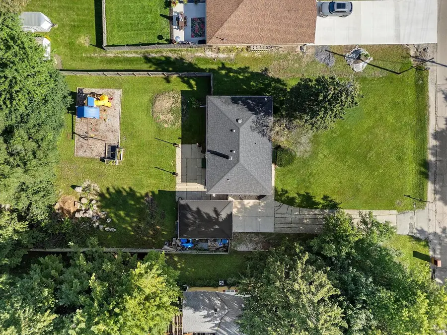 1408 Meadowlane AVENUE, Mount Pleasant, WI 53406 - #3