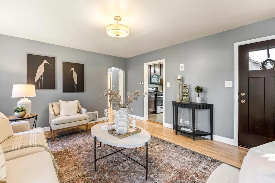112 E Henry Clay STREET, Whitefish Bay, WI 53217 - #2