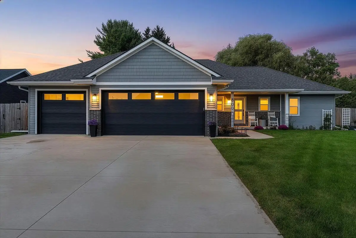 800 Moonbeam LANE, Francis Creek, WI 54214 - #1