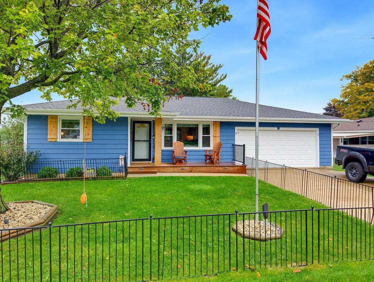 1520 Prospect STREET, Watertown, WI 53098 - #1