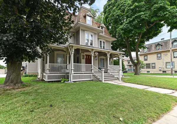 402 Wisconsin AVENUE #404-406, 716 Maple A, Waukesha, WI 53186