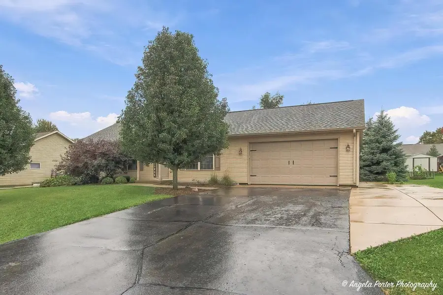 343 Homestead DRIVE, Twin Lakes, WI 53181 - #2