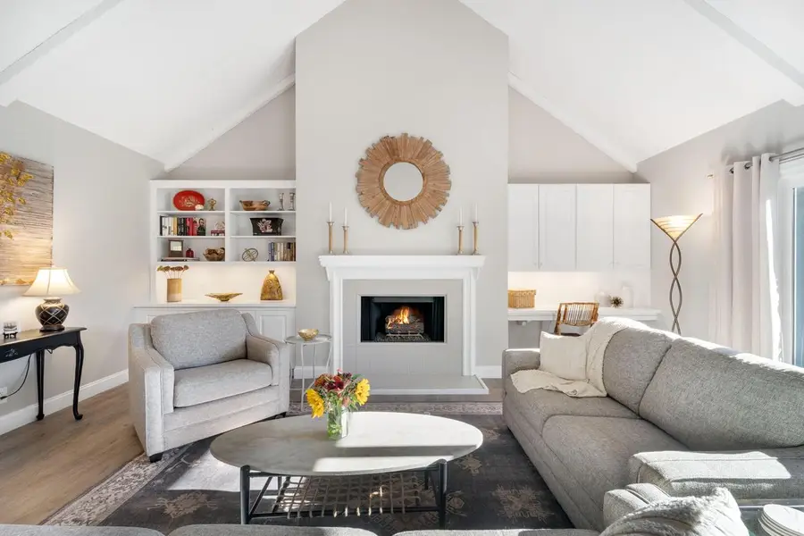 2301 W Dickinson COURT, Mequon, WI 53092 - #3