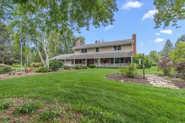 2473 Horns Corners ROAD, Saukville, WI 53080