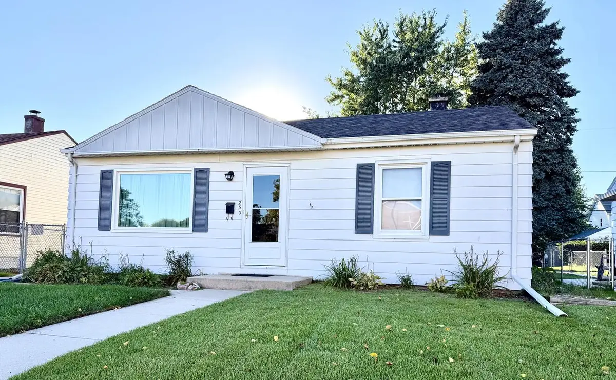 250 Luedtke AVENUE, Racine, WI 53405 - #1