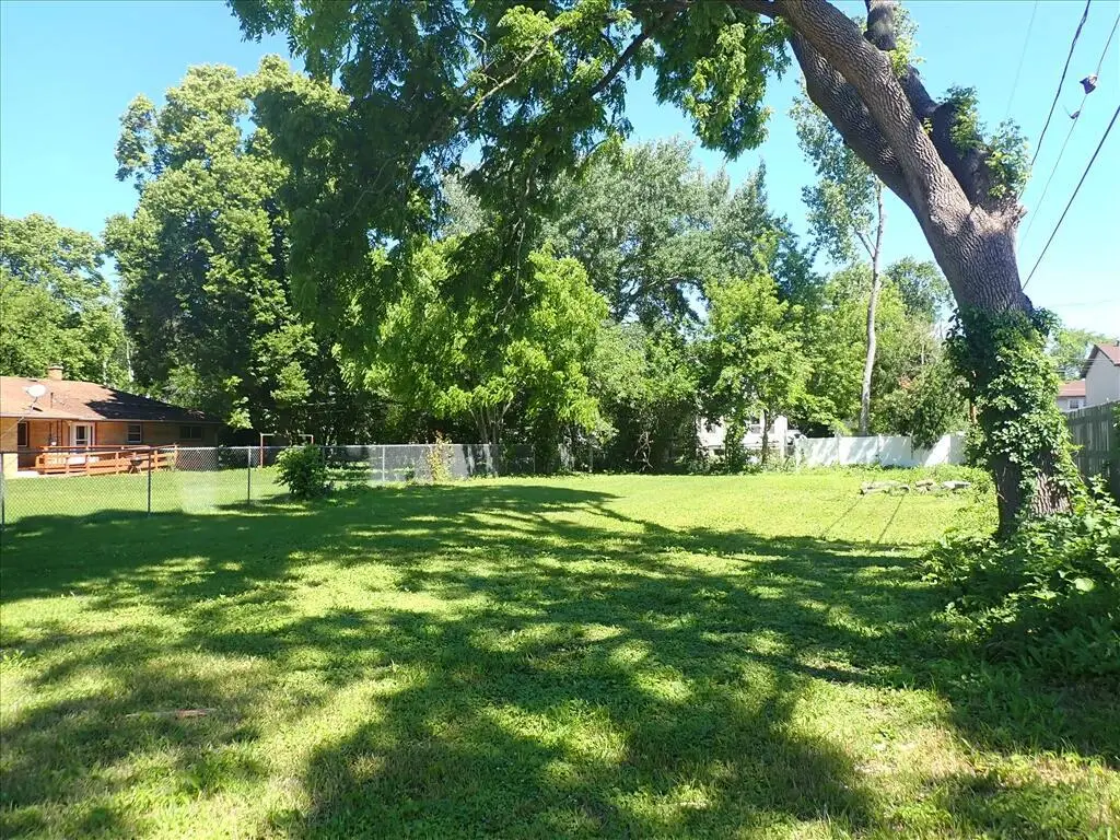 4330 W KILEY AVENUE, Milwaukee, WI 53223 - #1
