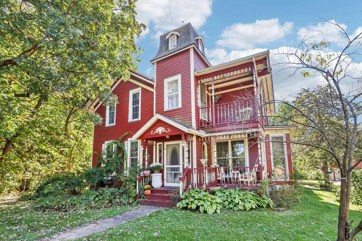 238 S Oak STREET, Lake Mills, WI 53551 - #1