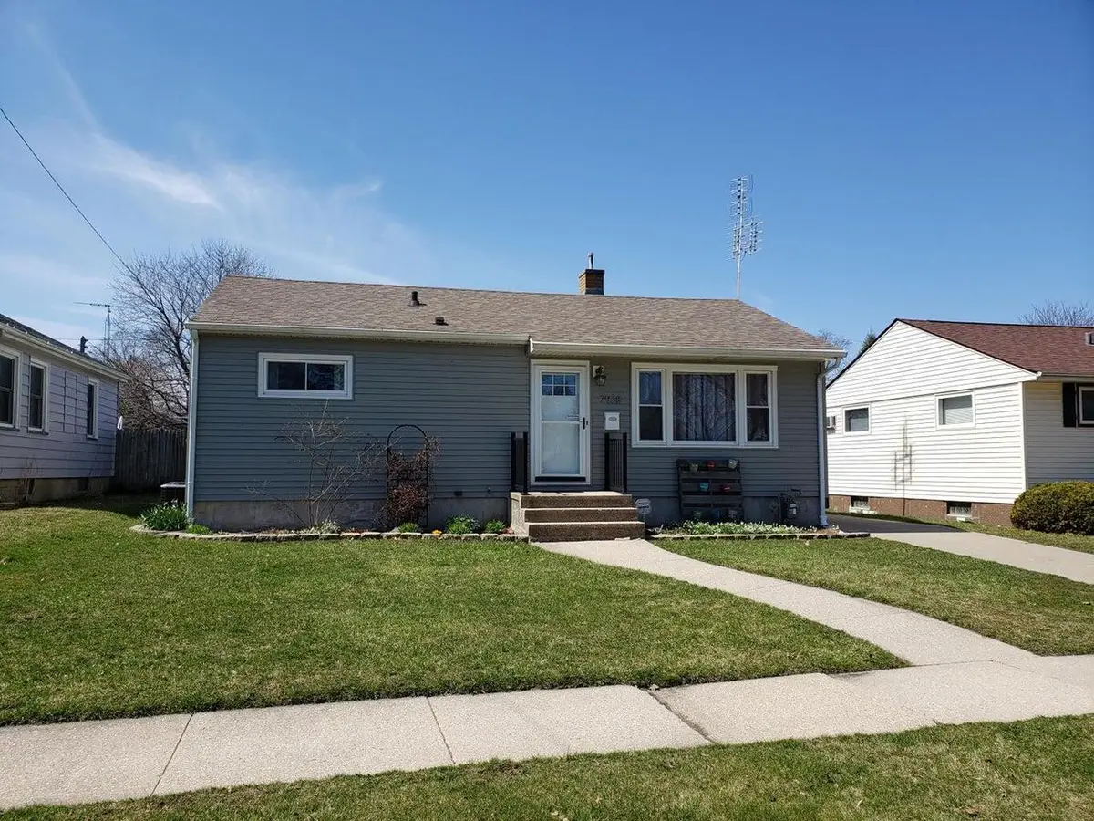 7928 42nd AVENUE, Kenosha, WI 53142 - #1