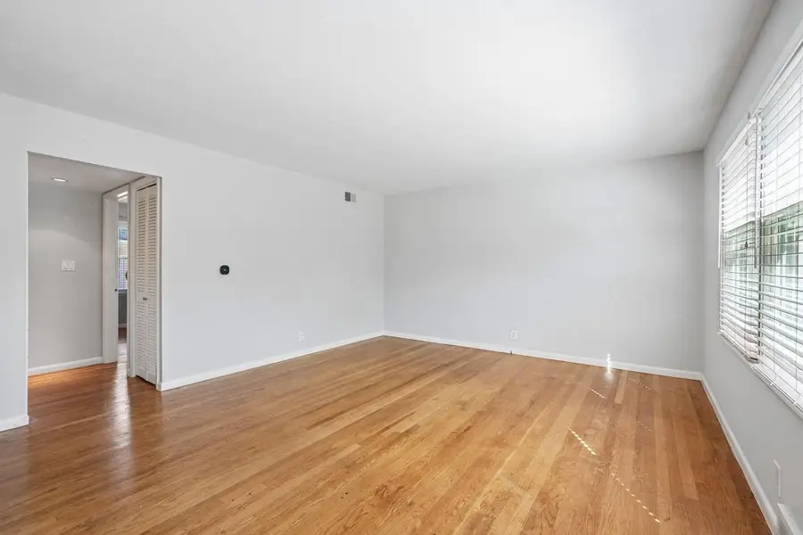 1335 E Randolph COURT #B, Milwaukee, WI 53212 - #3