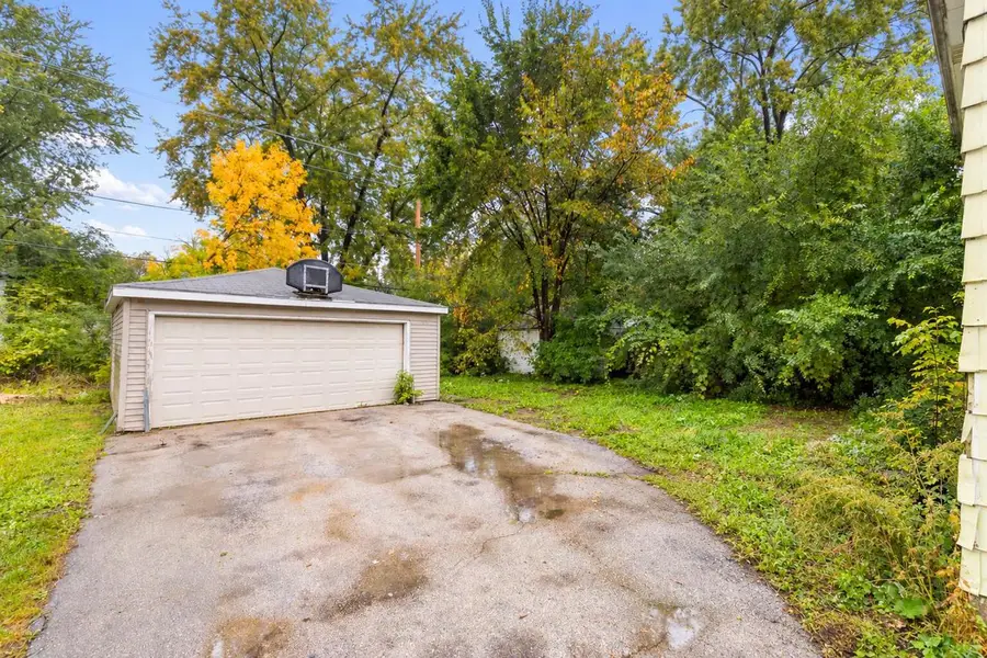 4607 N 49th STREET #4609, Milwaukee, WI 53218 - #3
