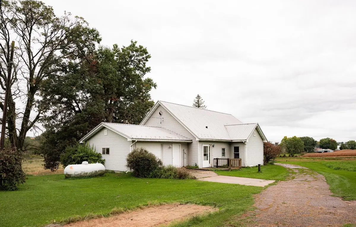 20041 County Highway Sr HIGHWAY, Richland Center, WI 53581 - #1