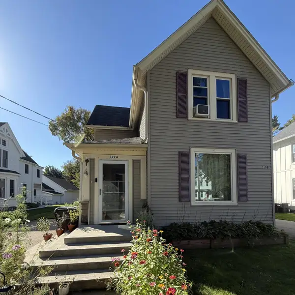 319 E Main STREET #A&B, Eagle, WI 53119