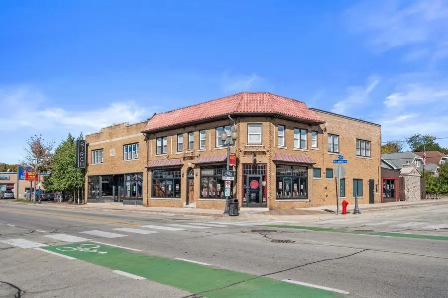 2519 N 66th STREET, Wauwatosa, WI 53213 - #3