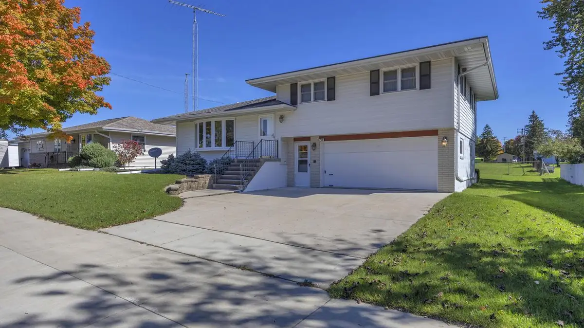 205 Fond du Lac AVENUE, Eden, WI 53019 - #1