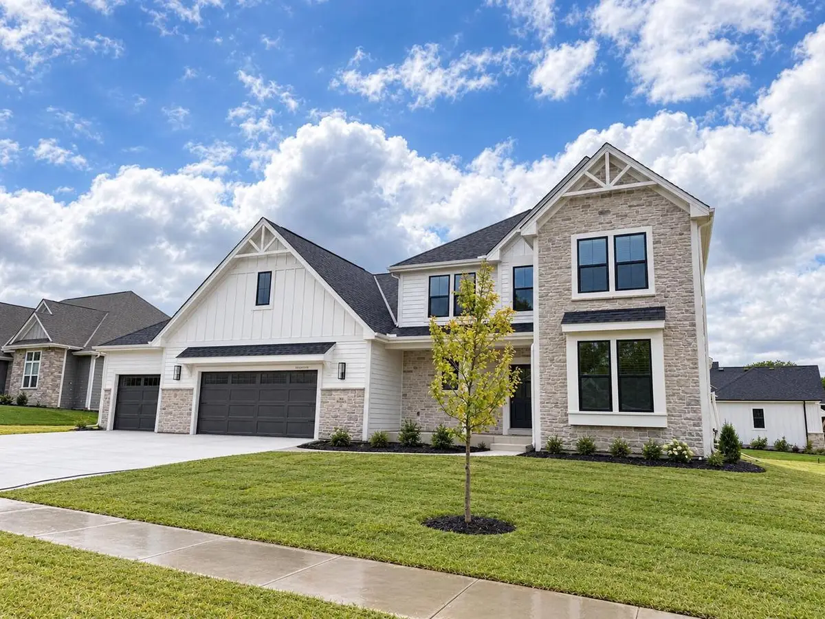 N66W21225 Sweet Clover DRIVE, Menomonee Falls, WI 53051 - #1
