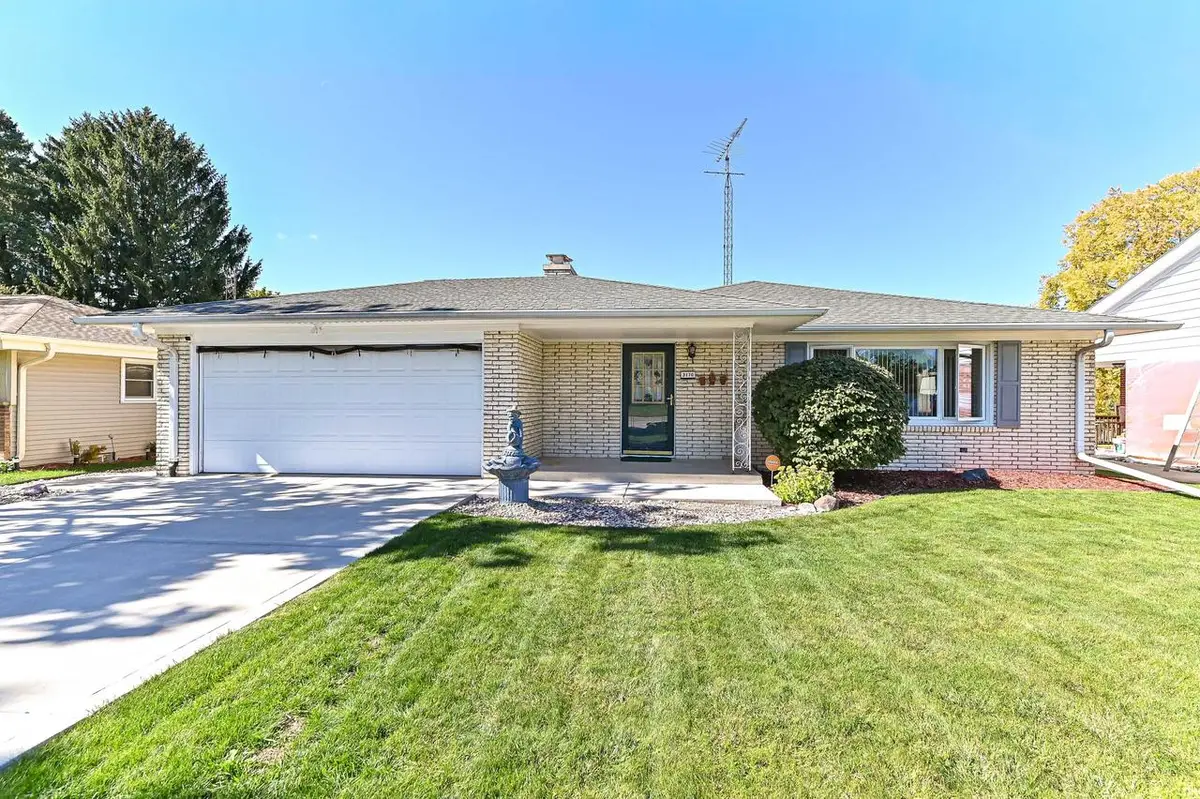 3170 Taylor AVENUE, Racine, WI 53405 - #1