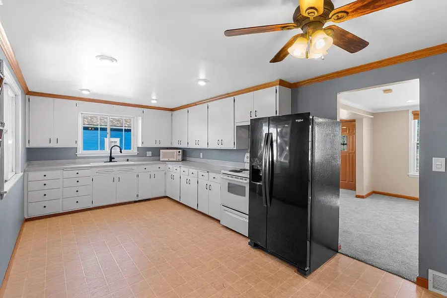 133 Lincoln STREET, Valders, WI 54245 - #2