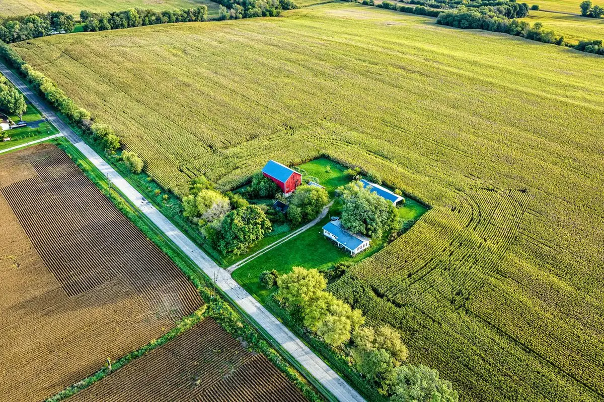N7004 Faville ROAD, Lake Mills, WI 53551 - #1