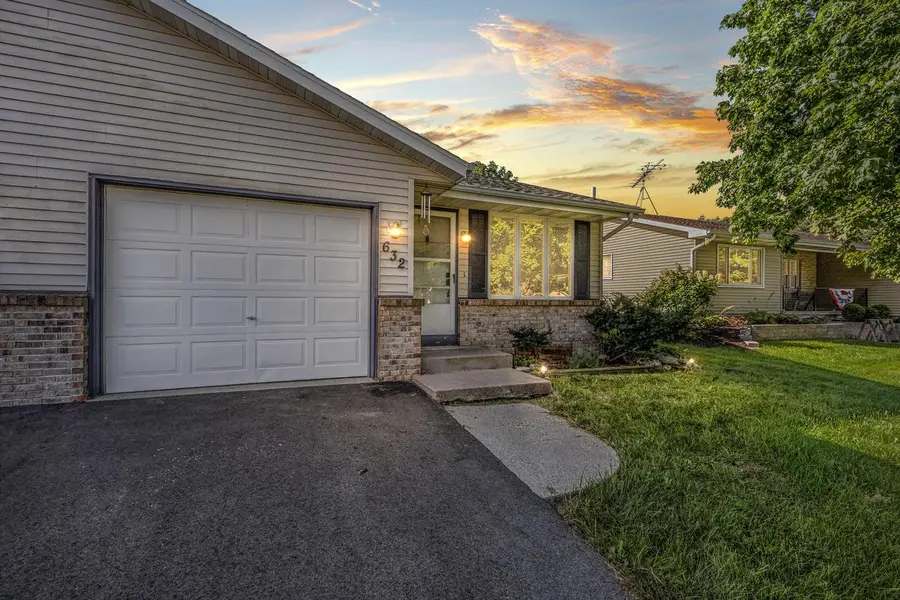 632 Holland AVENUE, Delavan, WI 53115 - #2
