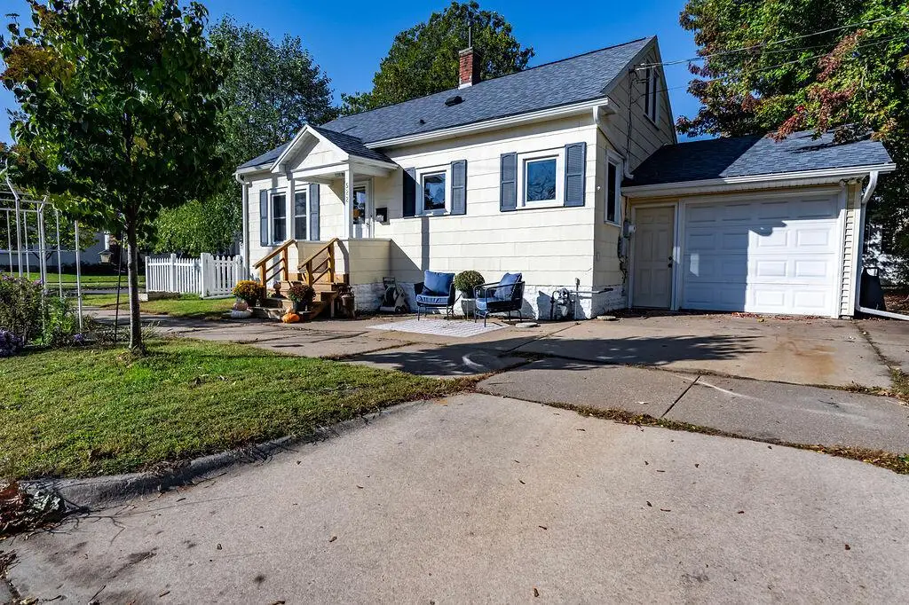 522 23rd STREET S, La Crosse, WI 54601 - #1