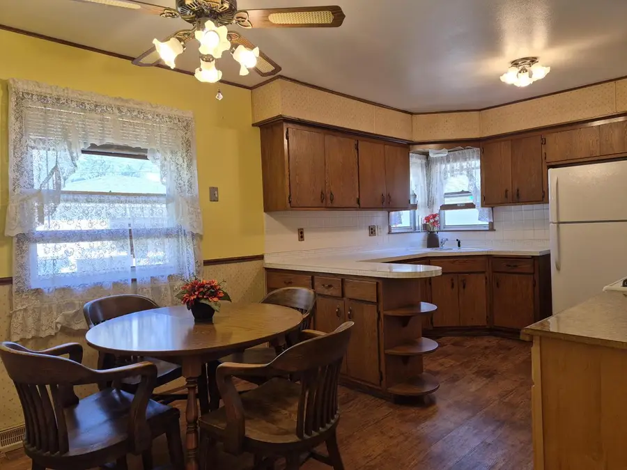 2240 W Leroy AVENUE, Milwaukee, WI 53221 - #3