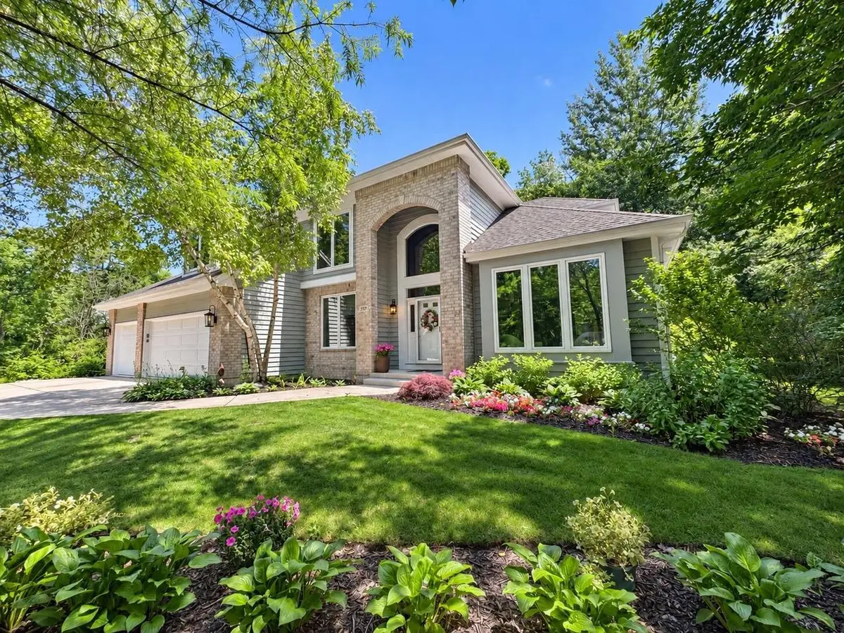 5321 Vicksburgs DRIVE, Mount Pleasant, WI 53403 - #1