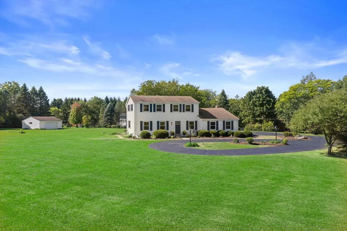 S31W30099 Sunset DRIVE, Waukesha, WI 53189 - #1