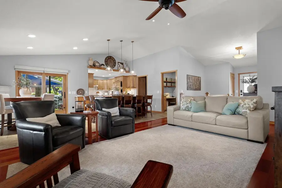 1400 Pine STREET, Onalaska, WI 54650 - #2