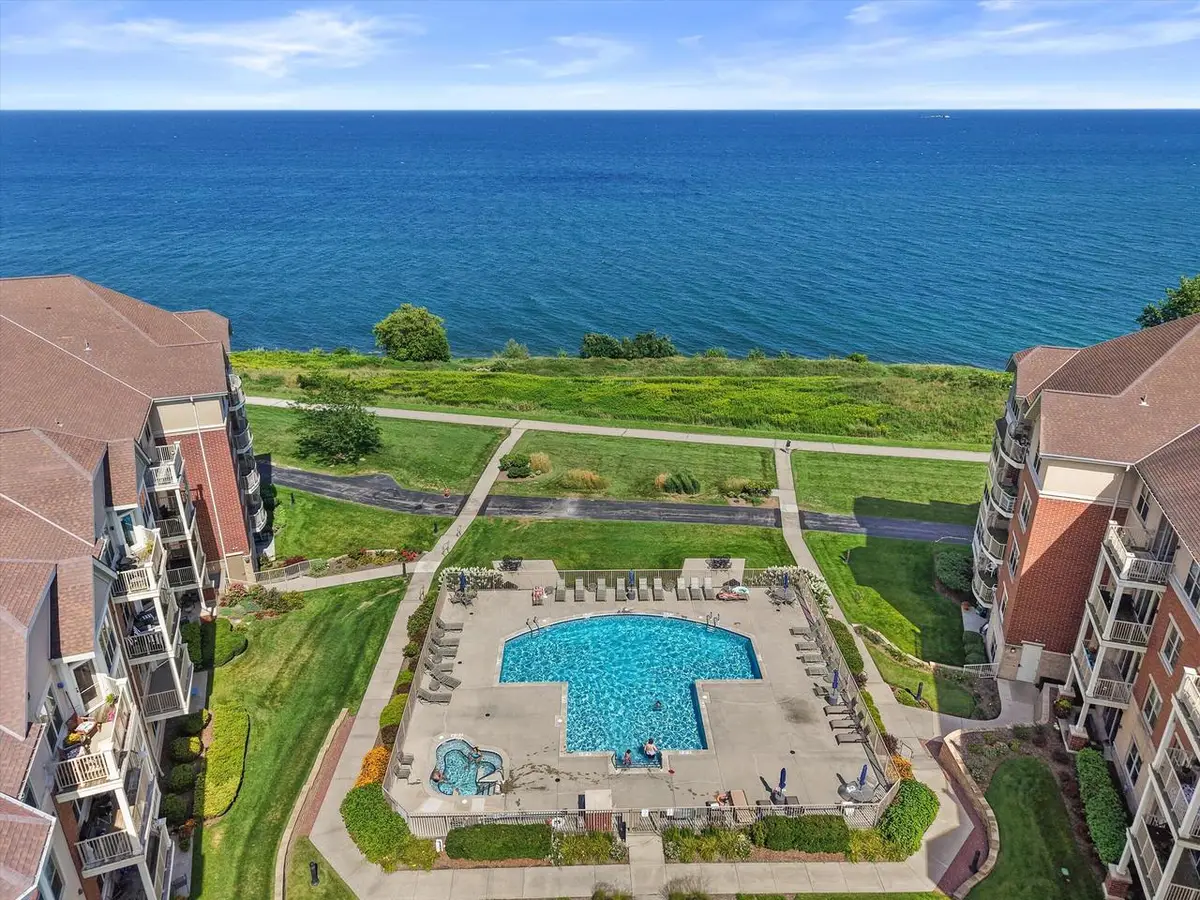 4120 S Lake DRIVE #265, Saint Francis, WI 53235 - #1