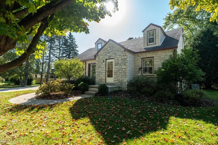 4711 W County Line ROAD, Brown Deer, WI 53223 - #2
