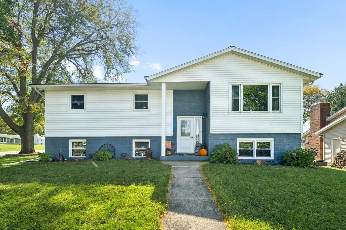 1201 Grove STREET, Beaver Dam, WI 53916 - #1