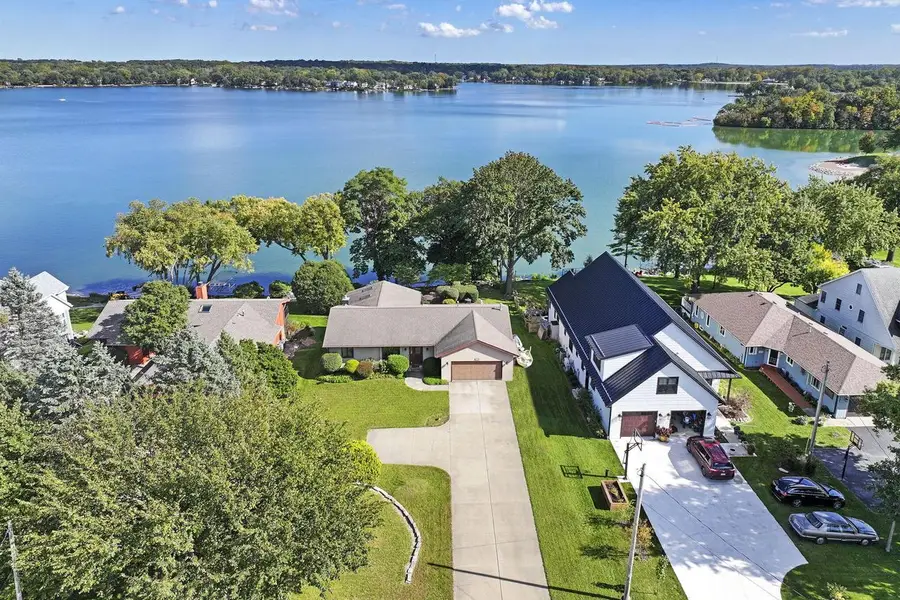 3119 S Browns Lake DRIVE, Burlington, WI 53105 - #2