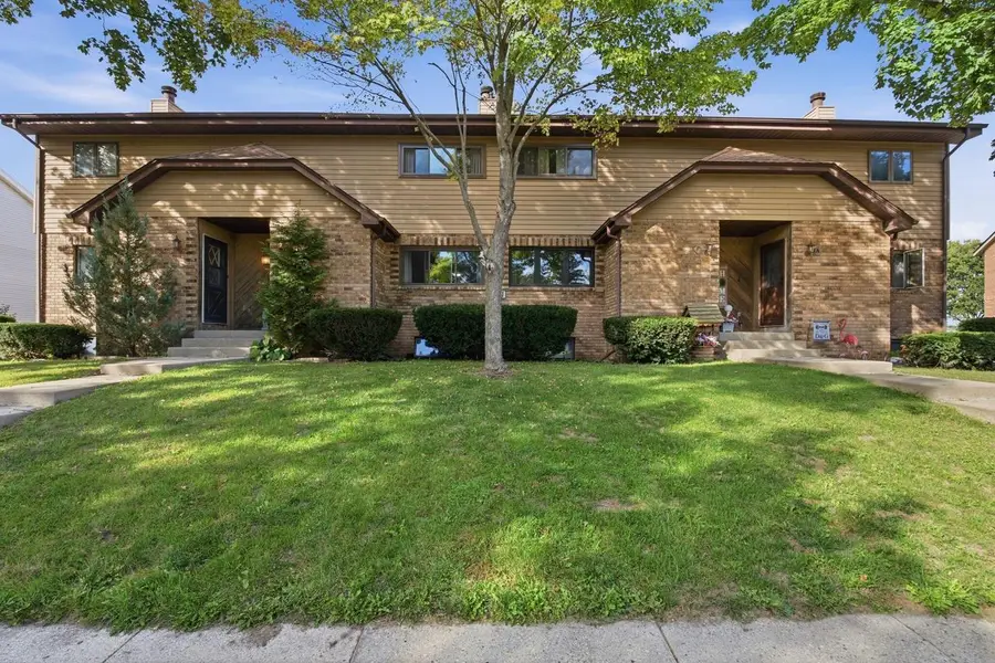 1321 Camden WAY #B, Waukesha, WI 53186 - #2