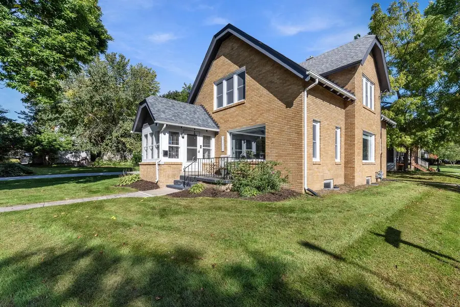 N36W5916 Wurthmann STREET, Cedarburg, WI 53012 - #2