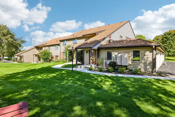 3725 W Loomis ROAD, Greenfield, WI 53221