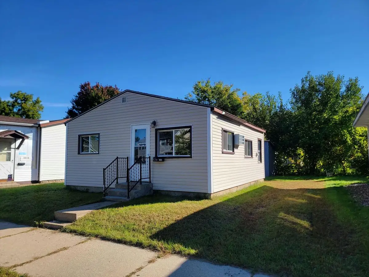 2006 Prospect STREET, La Crosse, WI 54603 - #1