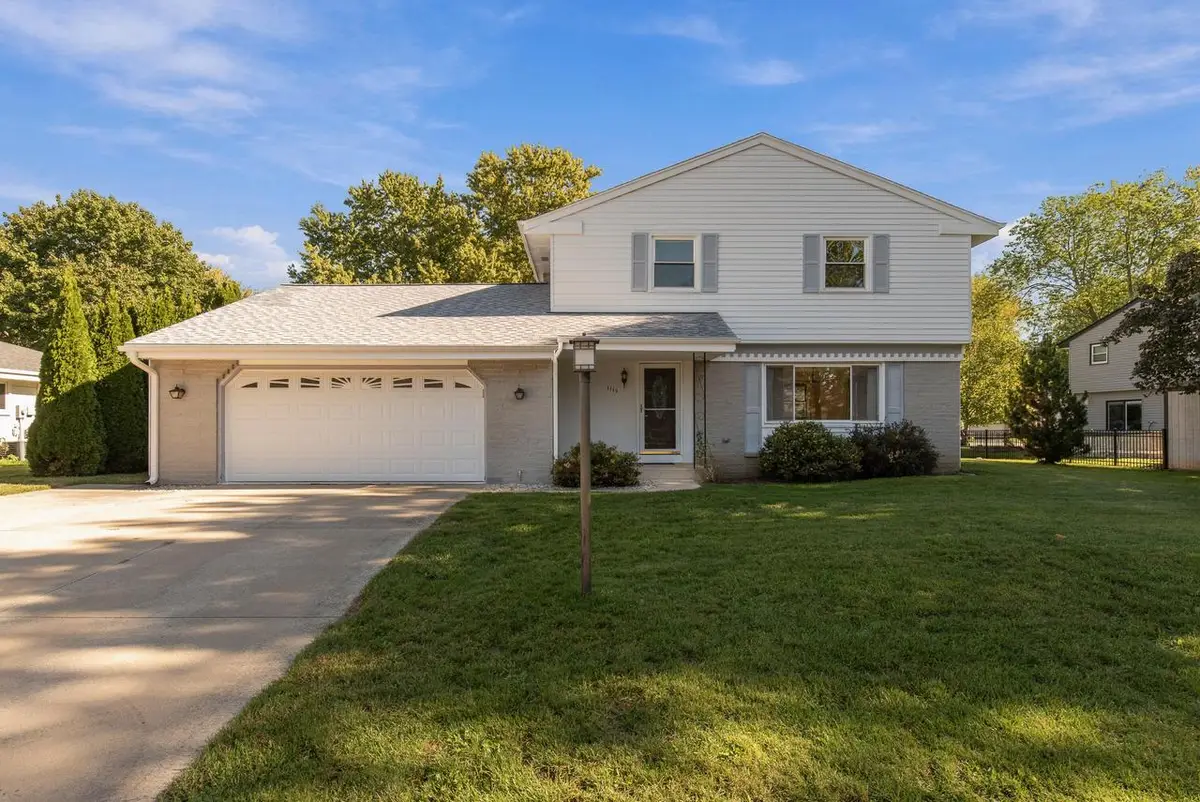 1115 Saratoga PARKWAY, Oconomowoc, WI 53066 - #1