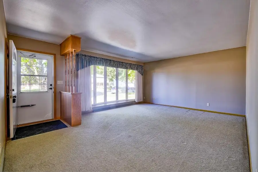 1017 E Kilbourn AVENUE, West Bend, WI 53095 - #2