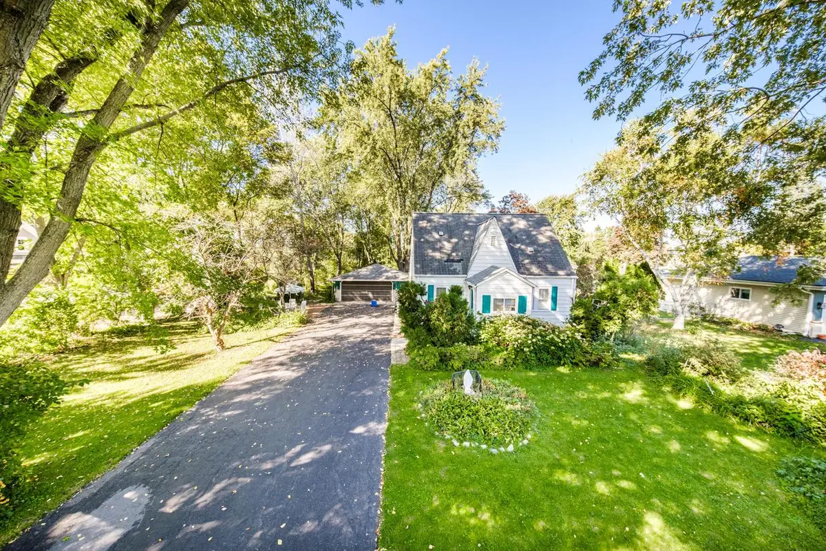 3285 Fiebrantz DRIVE, Brookfield, WI 53005 - #1
