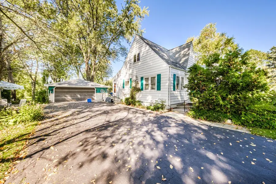3285 Fiebrantz DRIVE, Brookfield, WI 53005 - #3