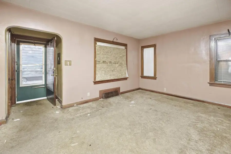 4452 N 55th STREET, Milwaukee, WI 53218 - #3