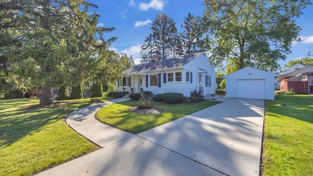 2517 Erie AVENUE, Sheboygan, WI 53081 - #1