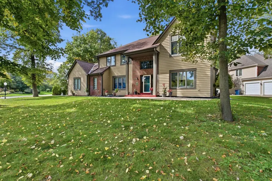 11210 W Green Tree ROAD, Milwaukee, WI 53224 - #2